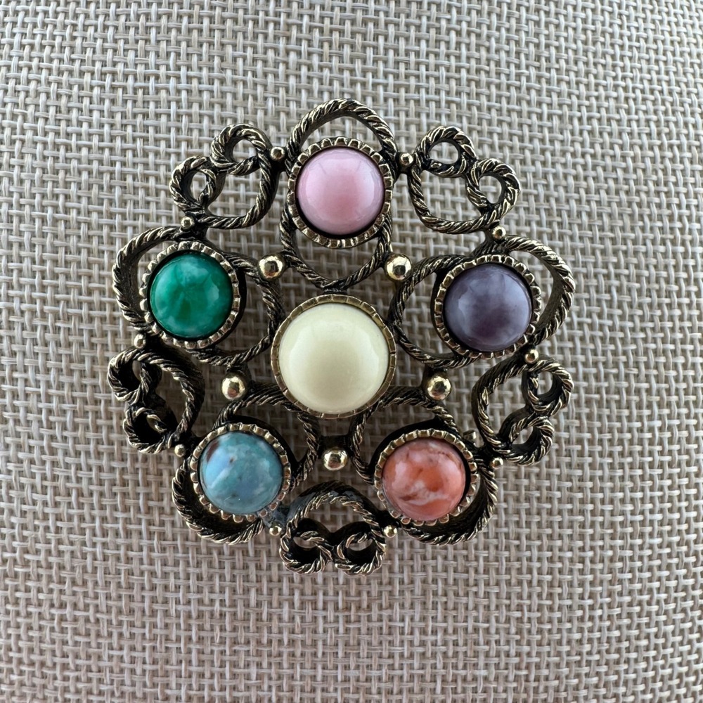 Vintage Sarah Coventry Gold Tone Multi Color Cabochon Floral Brooch Pin Boho